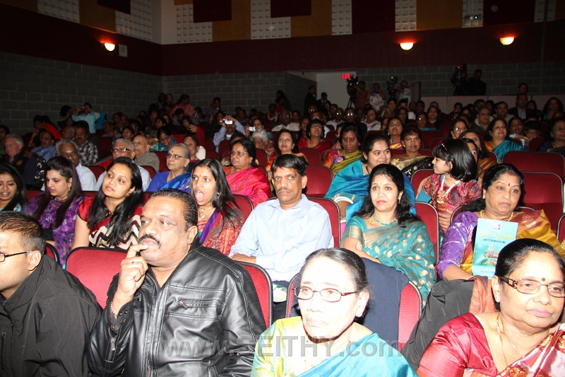 LORDKRISHNA-TORONTO300313SEITHY (411)